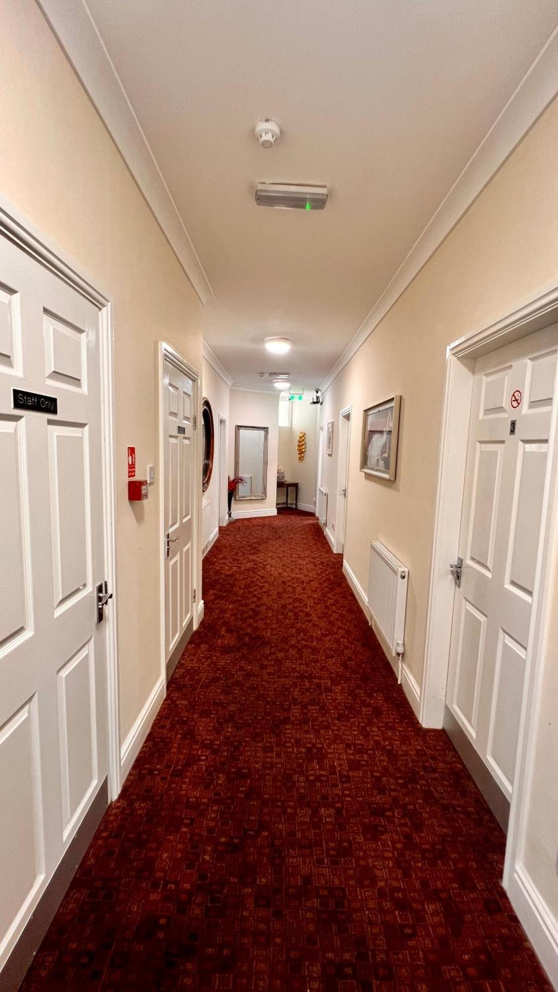 The Cabbage Hall Hotel Liverpool Exteriör bild