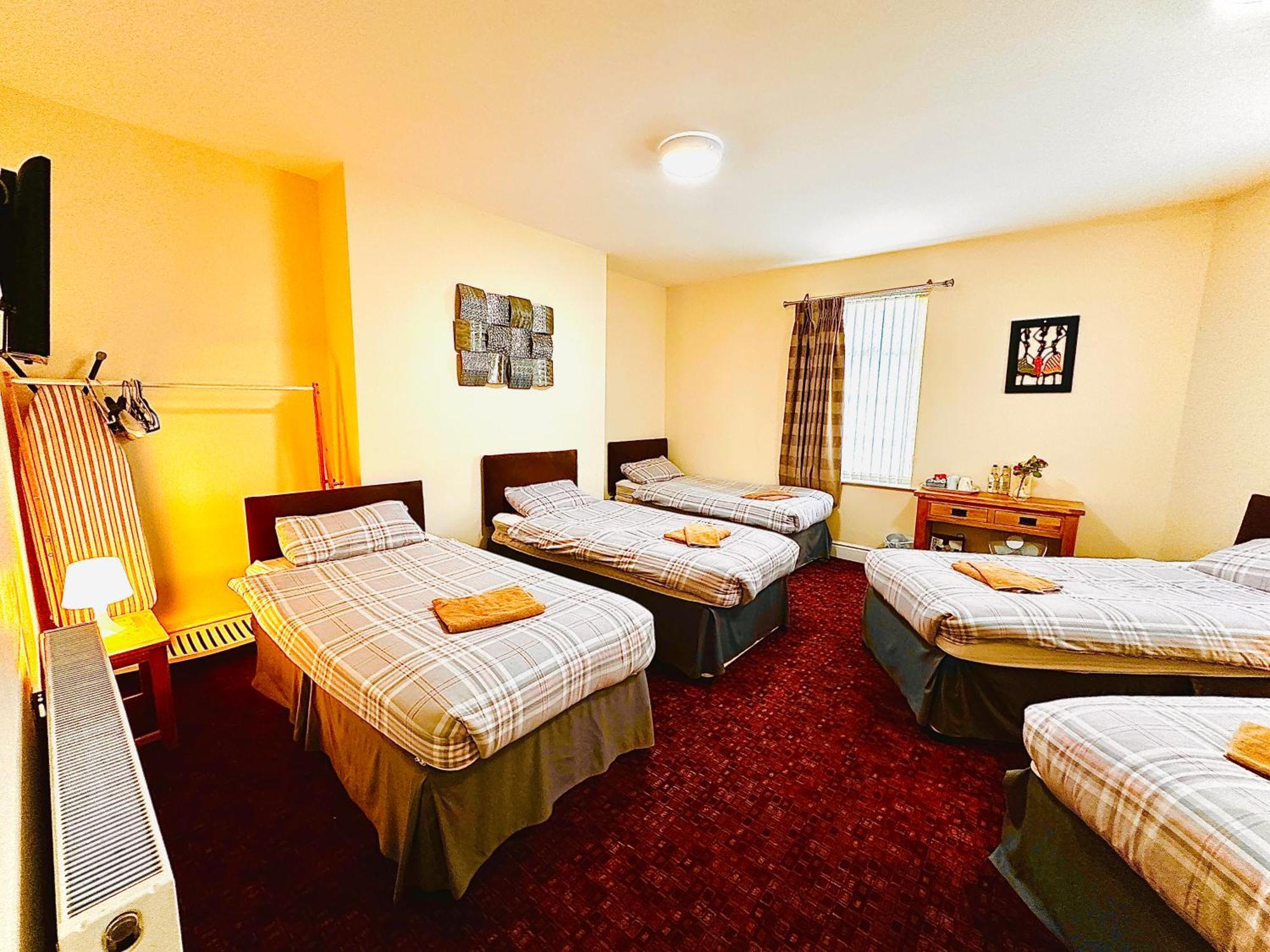 The Cabbage Hall Hotel Liverpool Exteriör bild